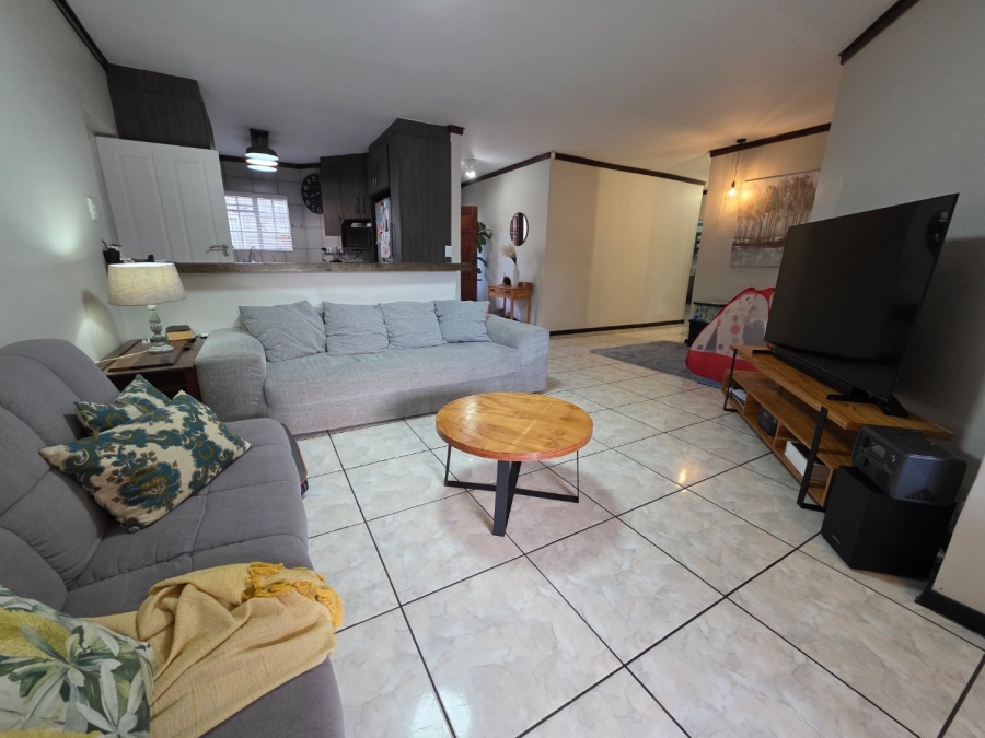 4 Bedroom Property for Sale in Pentagon Park Free State